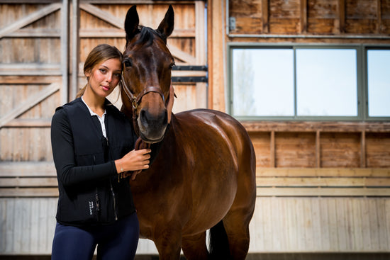 Airbag vest for show jumping