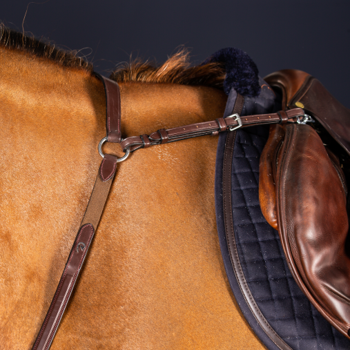 3 point leather breastplate