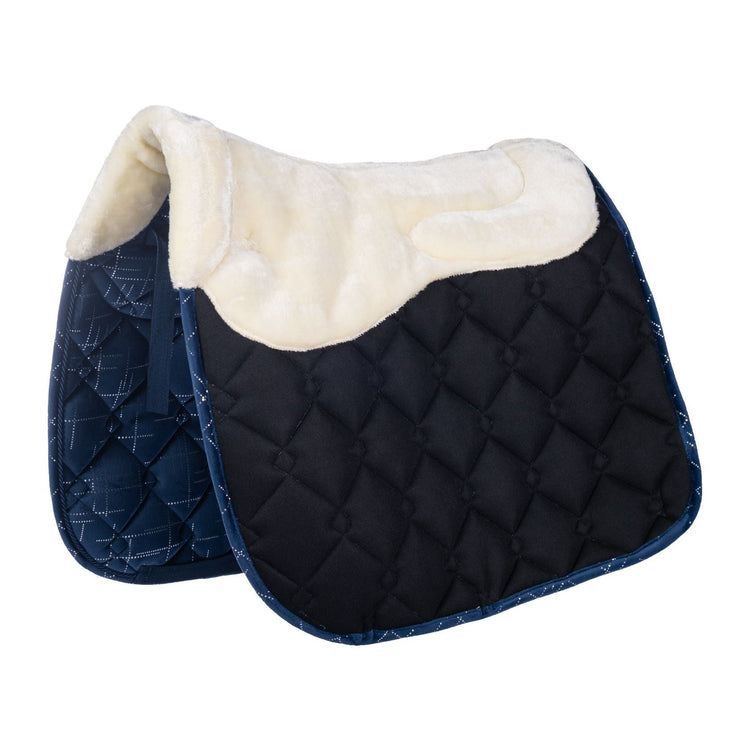 Saddle blanket with sheepskin