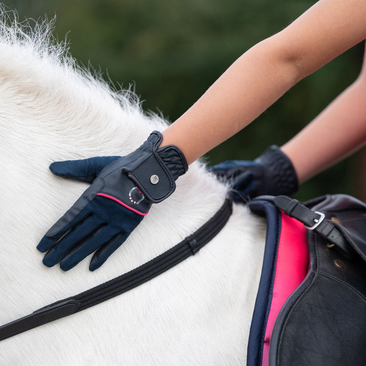 hkm riding gloves
