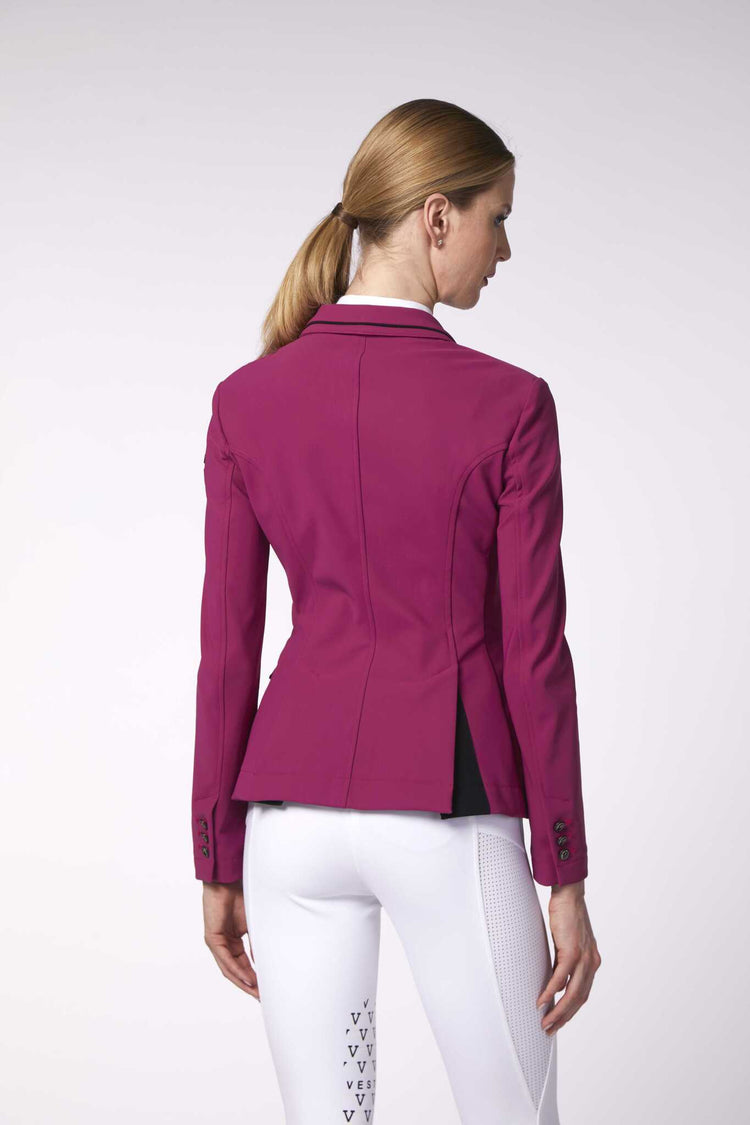 Pink Vestrum show jacket