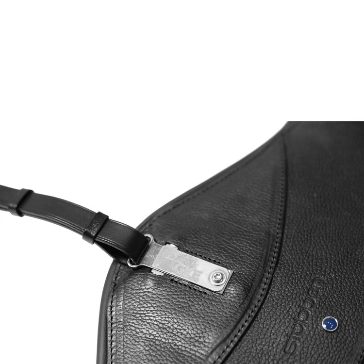 Safety Stud girth for jumping