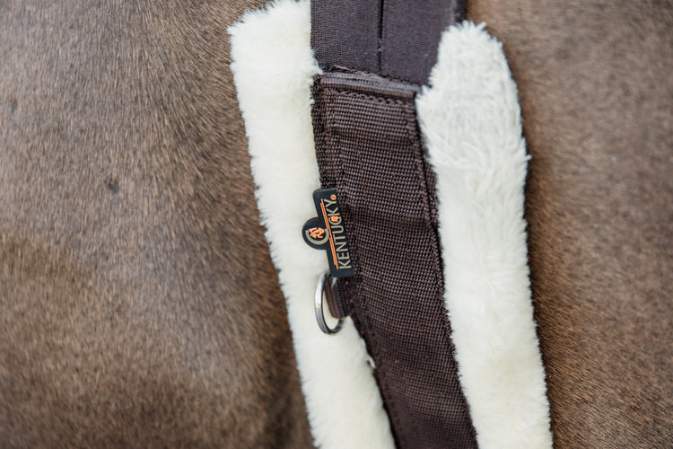 Washable sheepskin girth