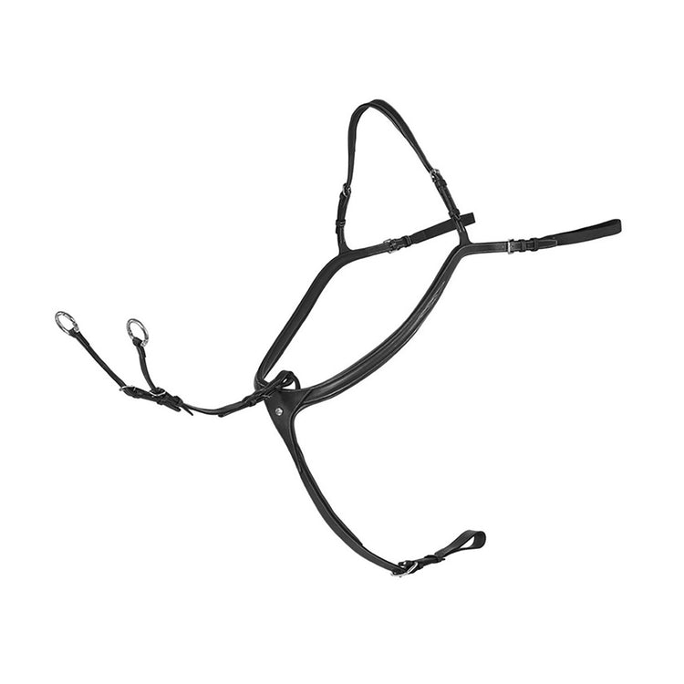 Anatomically shaped breastplate for show jumping