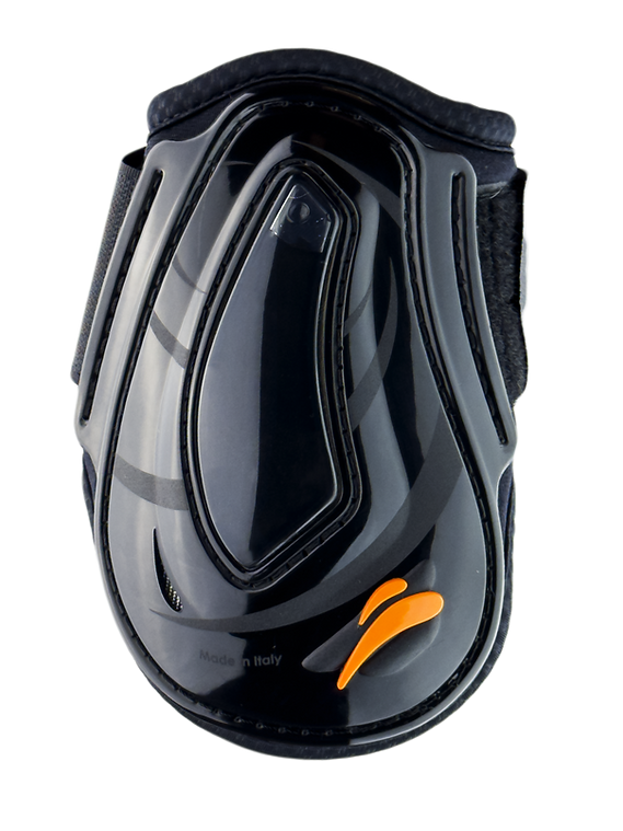 Young horse approved hind boots for show jumping