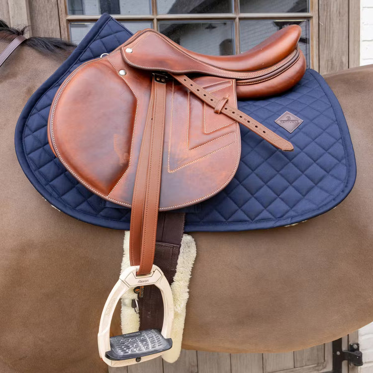 Riding stirrup leathers with smooth finish