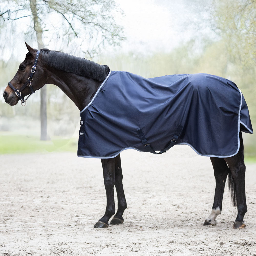 outdoor horse rug