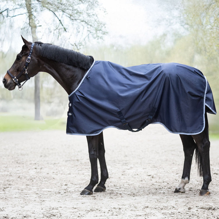 outdoor horse rug