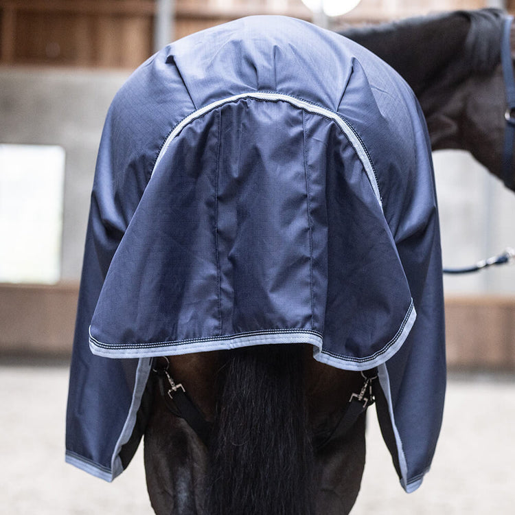 Horse rain rug
