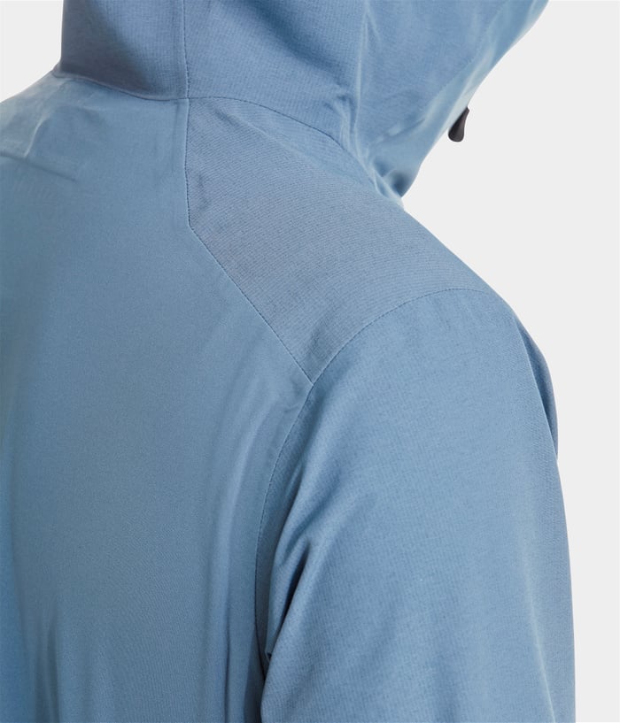 Rain jacket for horse riding