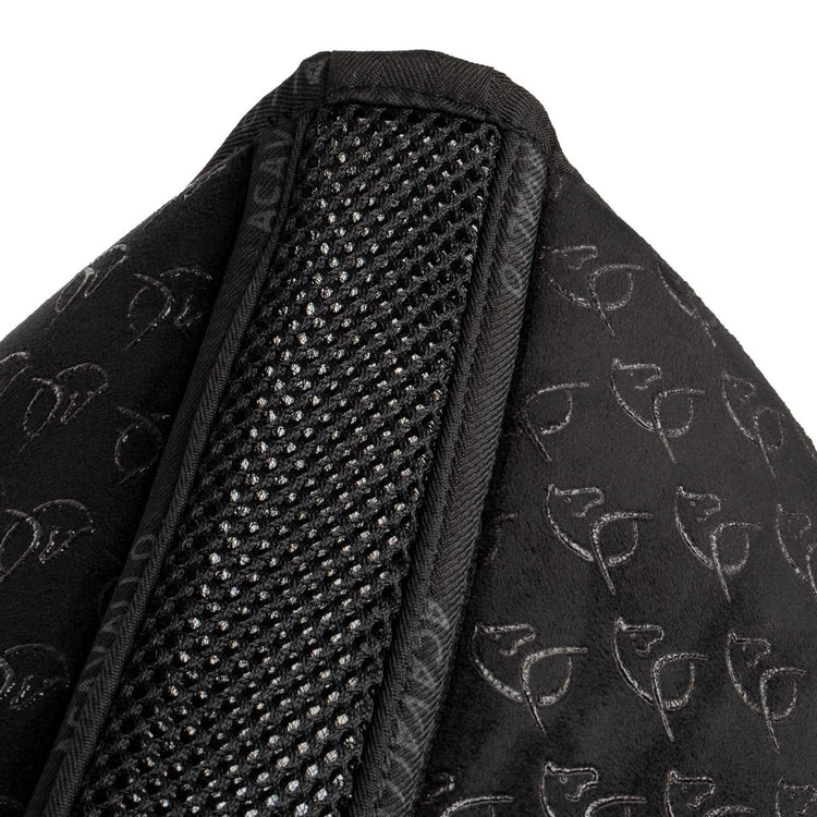 Saddle pad with no spine pressure for horses