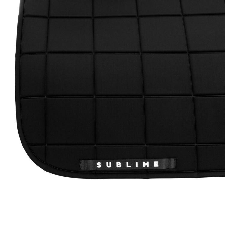 anatomical design saddle pad