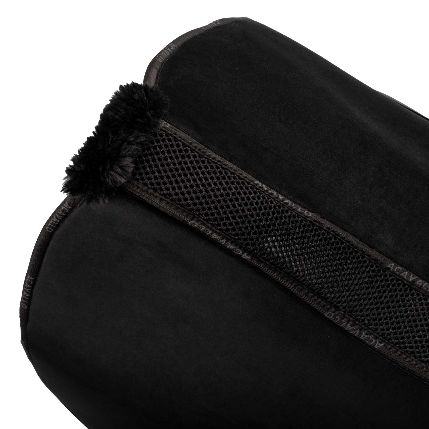 Saddle blanket with spine freedom