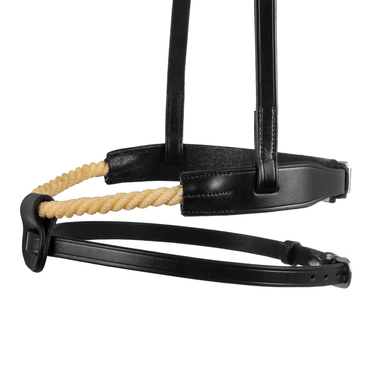 Noseband for control when show jumping