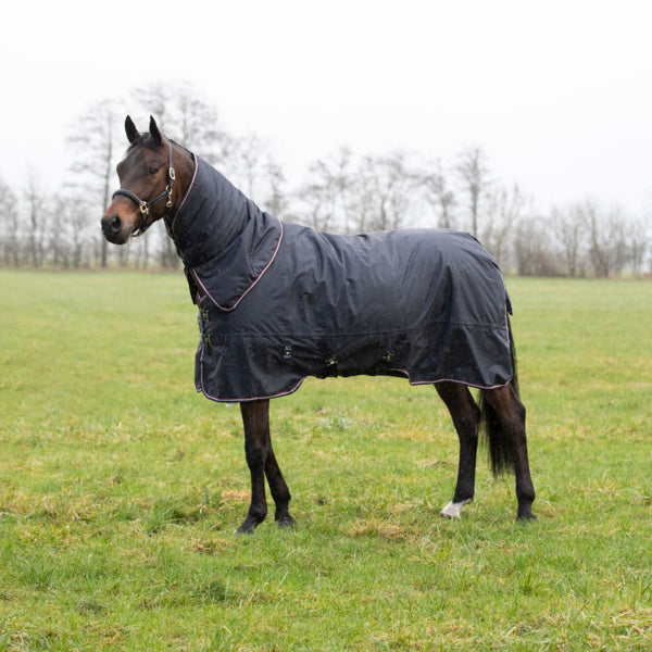 Waterproof 0 gram turnout rug