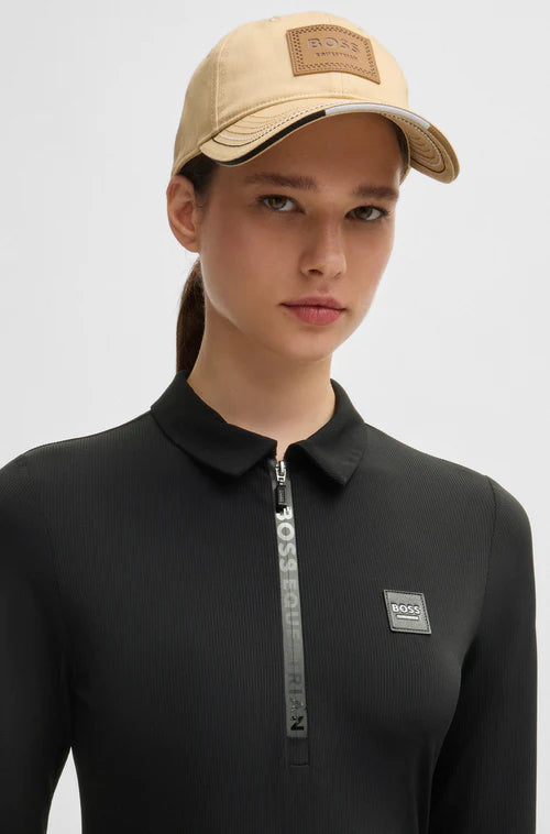 BOSSエクエストリアンの女性用トレーニングシャツ