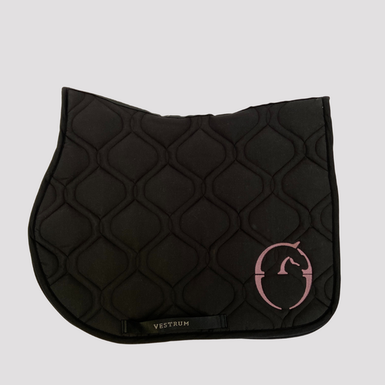 Vestrum saddle pad with pink logo