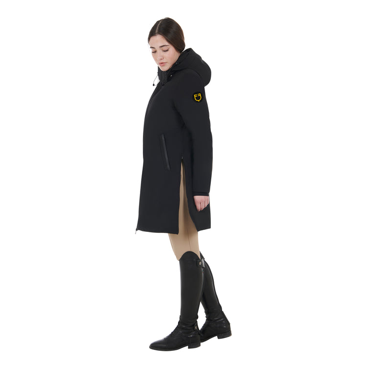Technical equestrian jacket with side pockets for outdoor training