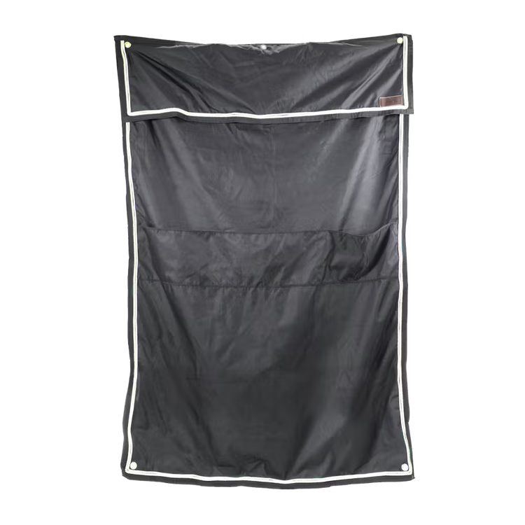 It’s 135 cm wide and 200 cm high.