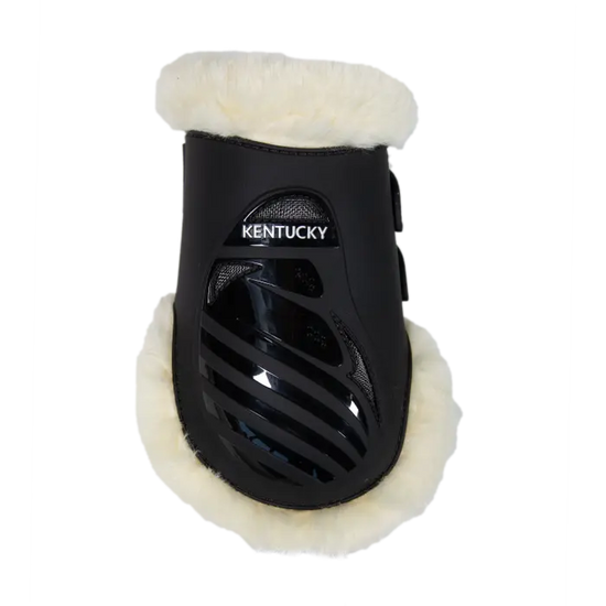 Higher cut out design, allowing maximum freedom of movement