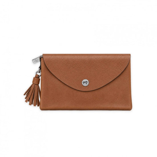 Leather pouch with three internal compartments for organised storage