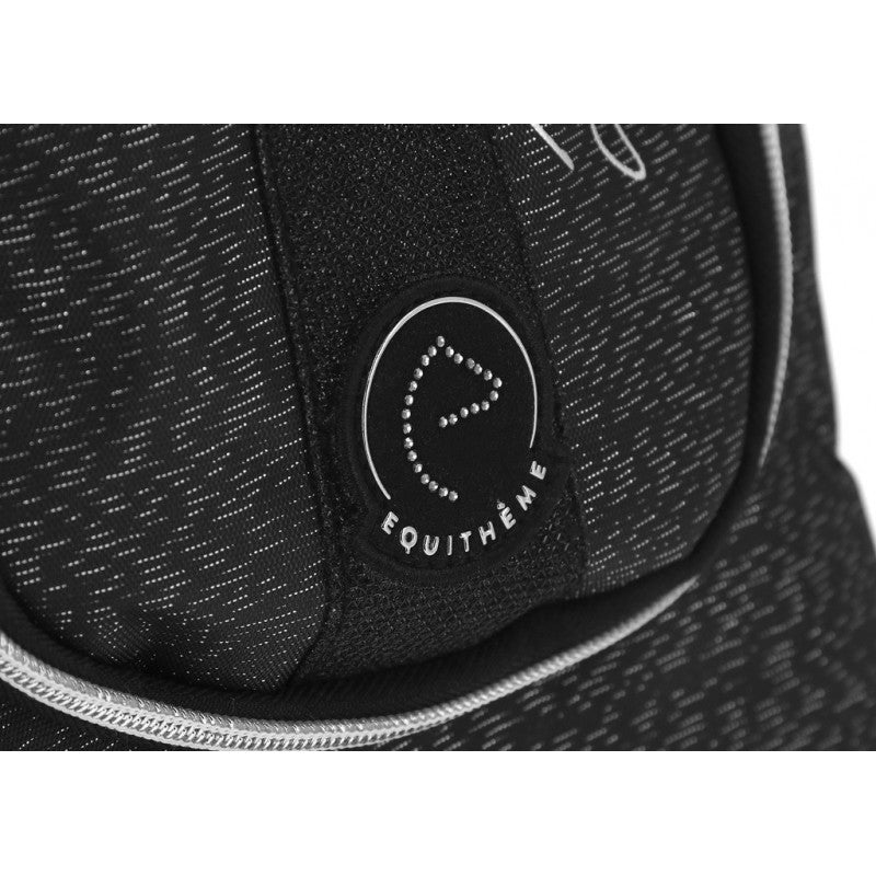 Practical equestrian bag