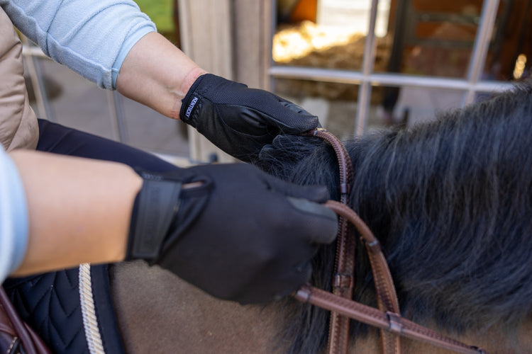 Kentucky riding gloves featuring a technical PU grip palm