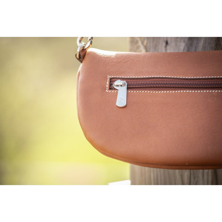 Small bag for hacking out