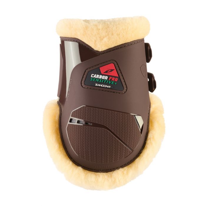Zandona Carbon Pro Sensitive+ Fetlocks for an elegant jumping setup