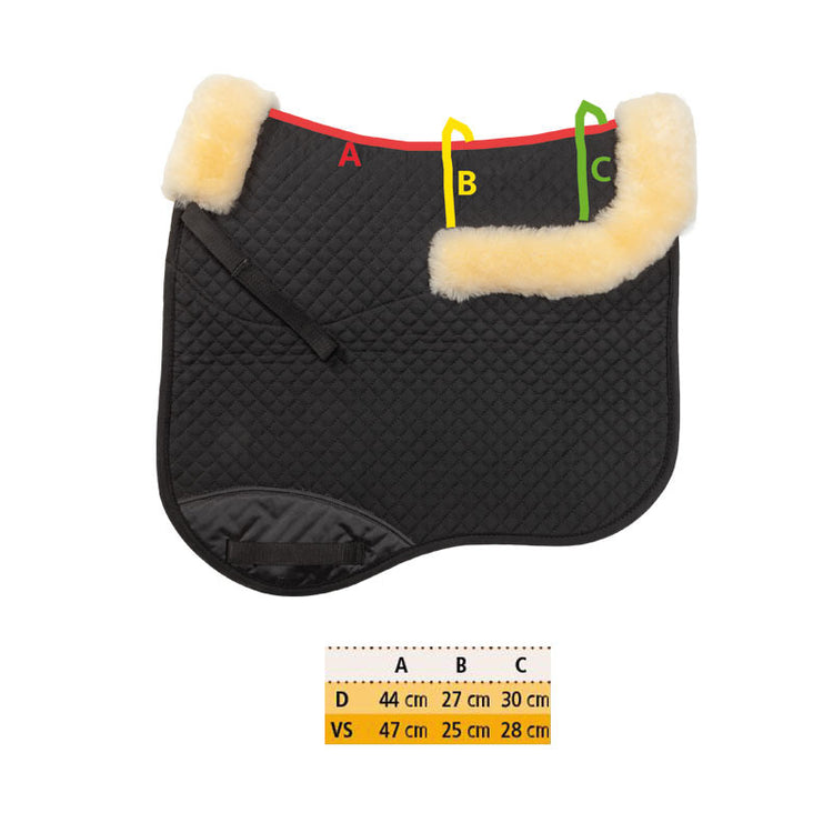 Sheepskin saddle cloth