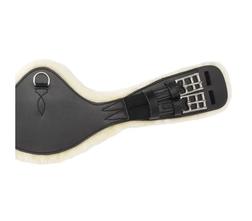 Anatomic dressage girth with fur padding