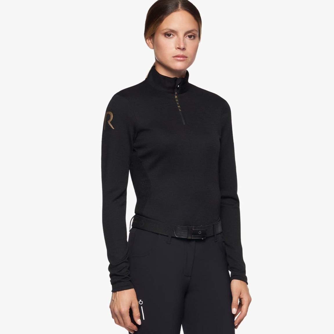 Technical training shirt for equestrians