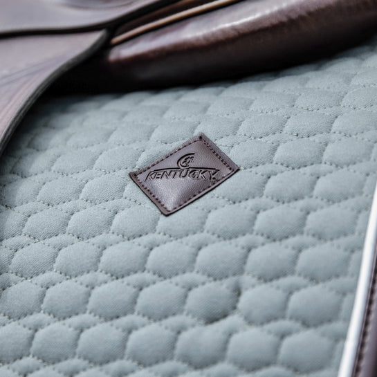 saddle pad without saddle straps