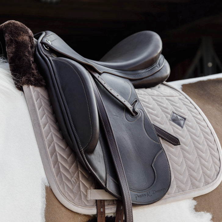 Saddle Blanket for sensitive skinned horses