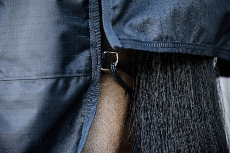 Waterproof turnout rug