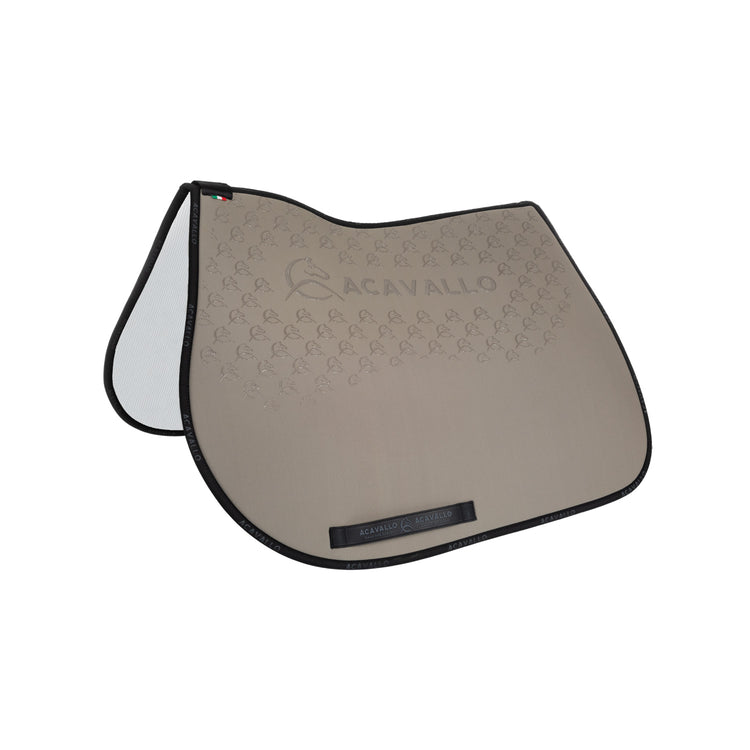 Saddle blanket for horses with spinal problems