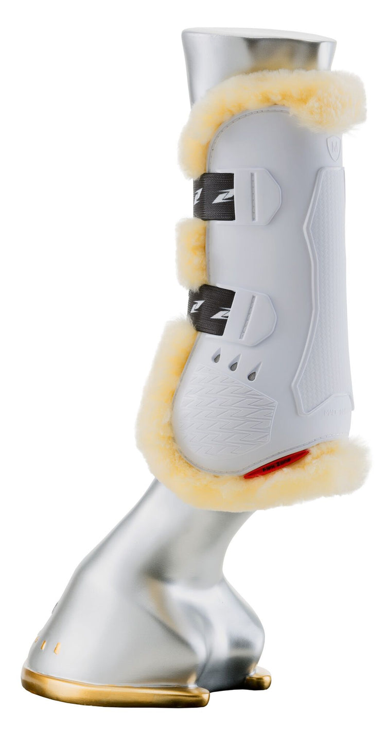 White Sheepskin Tendon Boots