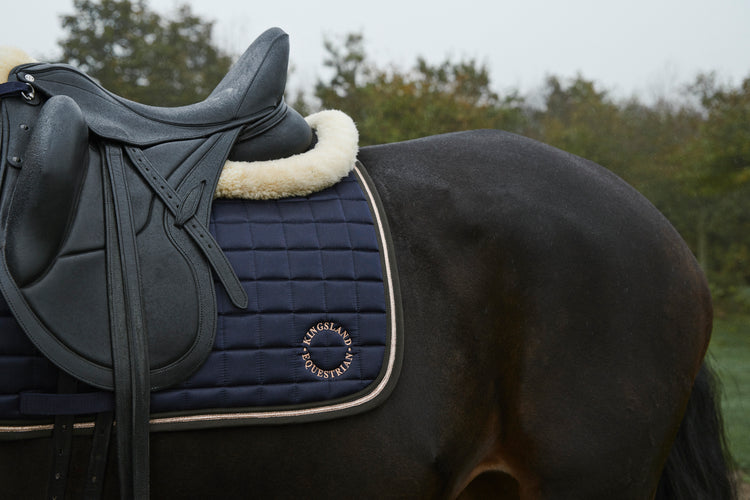 Kinsland saddle pad in navy