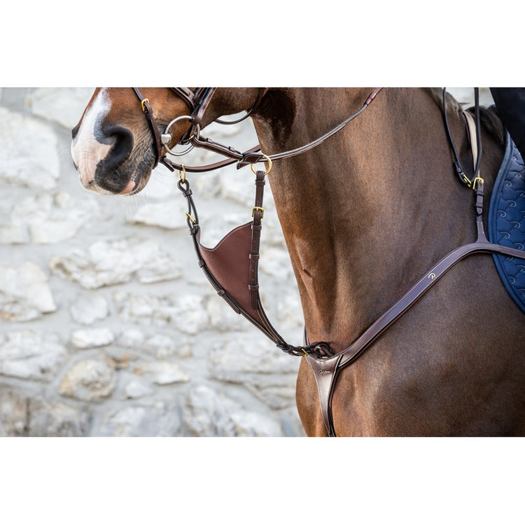 Bib martingale attachment