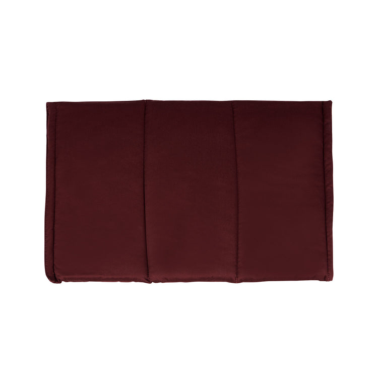 Bordeaux colored stable bandage pads