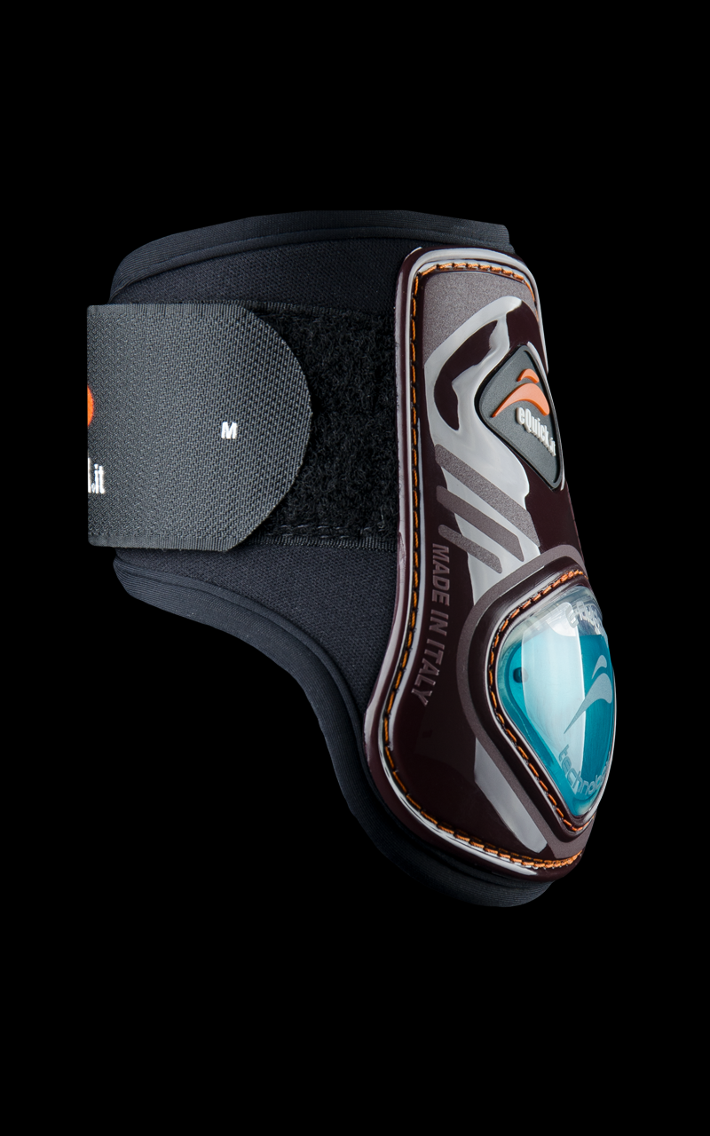 Legal Showjumping hind boots