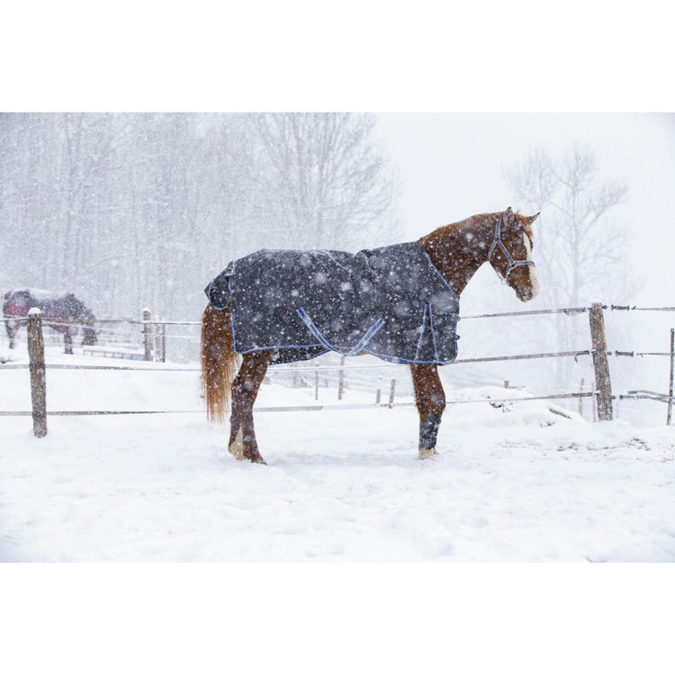 winter outdoors rug thermal insulation made of thermo-bonded fibres