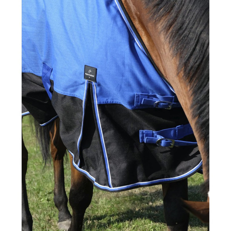 Waterproof and breathable turnout rug
