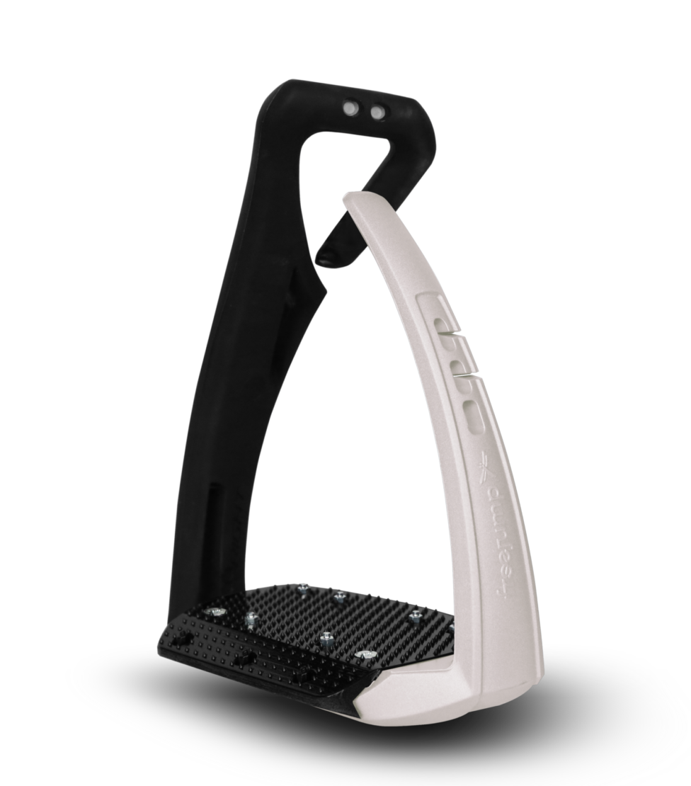 freejump stirrups