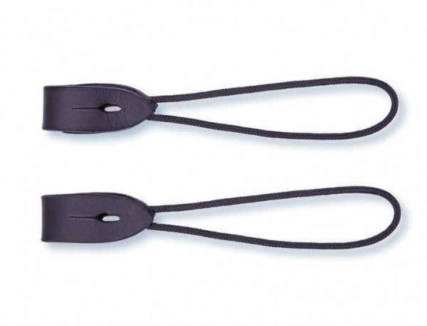 Stübben Pelham Straps for connecting the upper and lower rings of a Pelham bit.