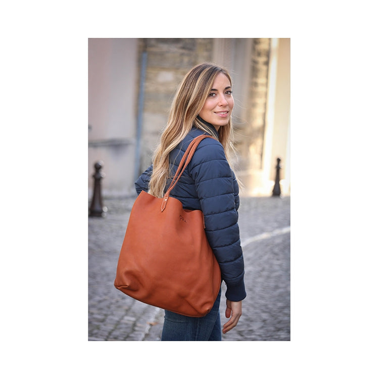 large Leather tote bag in light brown
