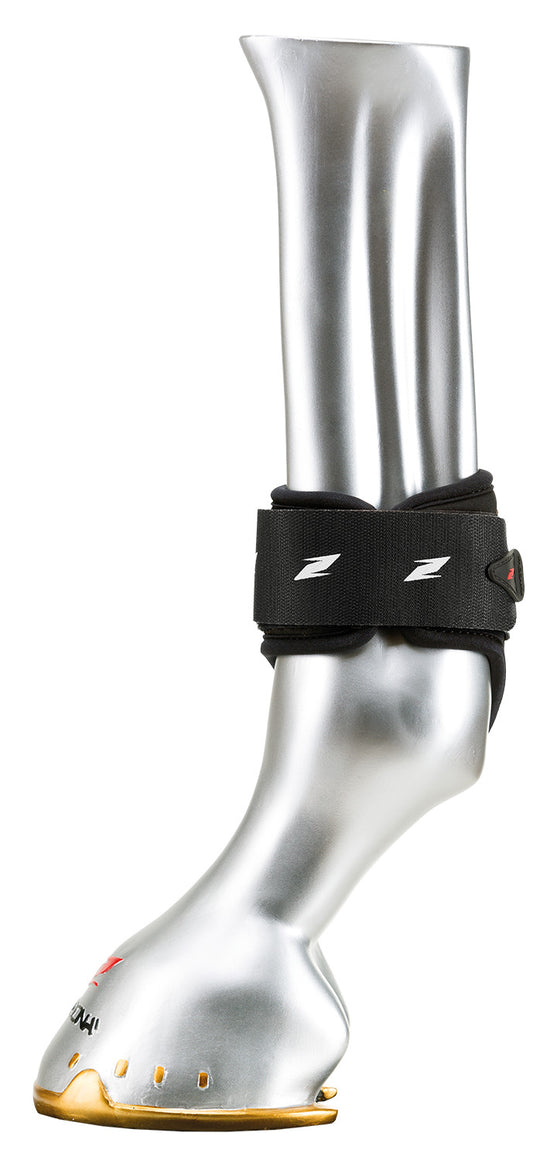 Zandona Carbon Air Junior black horse fetlock boots for training.