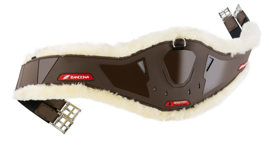 Zandona Carbon Air Sensitive+ Candy horse girth for equestrian use.