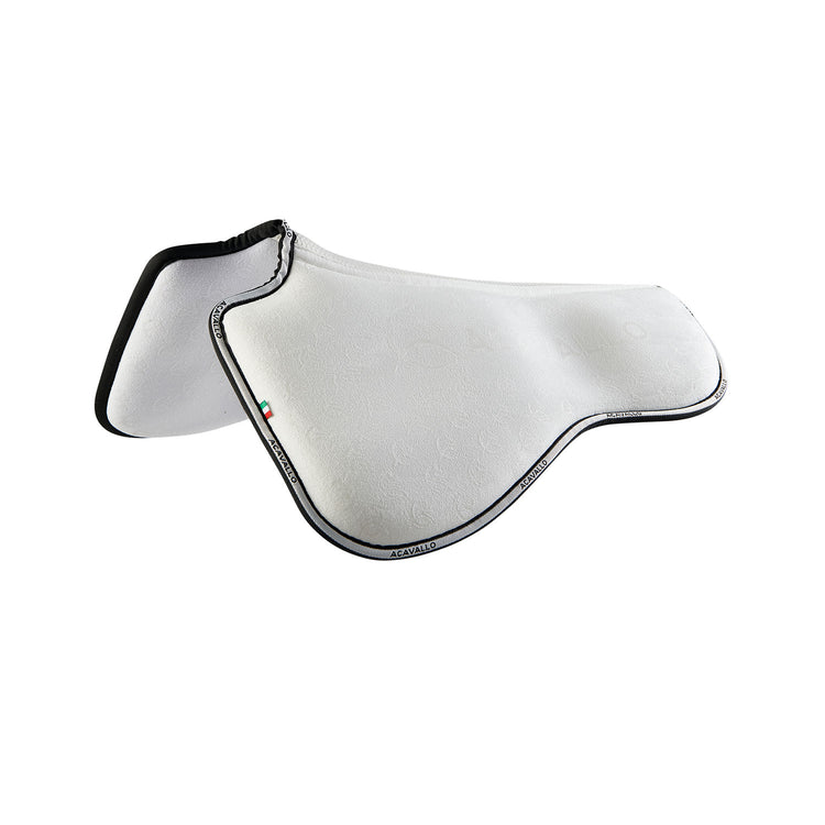 Memory foam saddle pad for dressage saddles