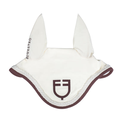 Stylish equestrian ear net for competition white